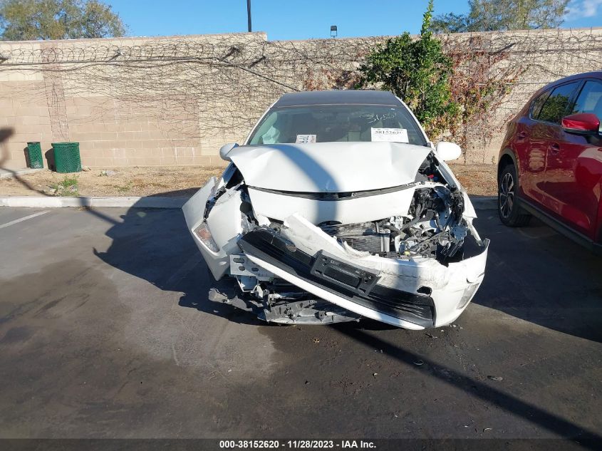 2015 TOYOTA PRIUS THREE - JTDKN3DU8F2004304