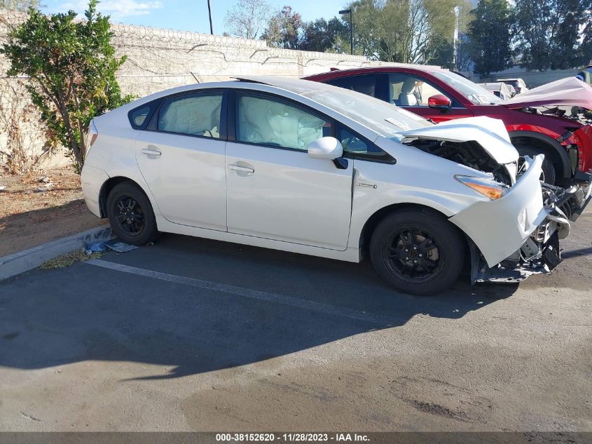 2015 TOYOTA PRIUS THREE - JTDKN3DU8F2004304