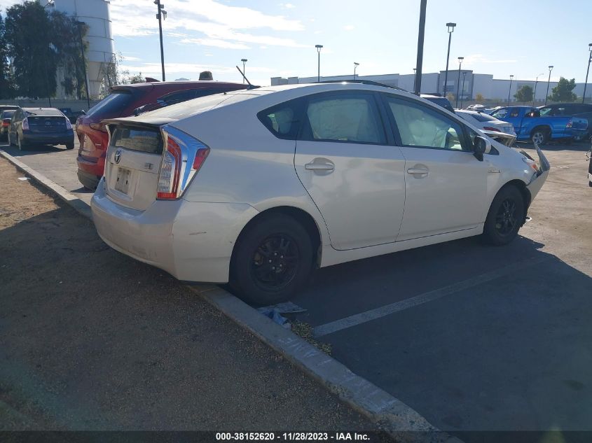 2015 TOYOTA PRIUS THREE - JTDKN3DU8F2004304