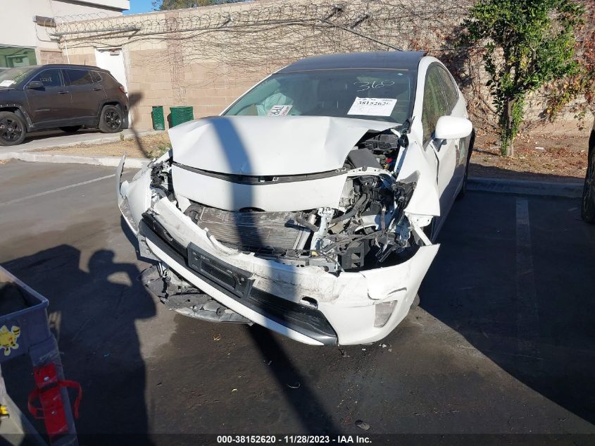 2015 TOYOTA PRIUS THREE - JTDKN3DU8F2004304