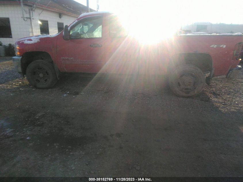 2013 CHEVROLET SILVERADO 2500HD LT - 1GC2KXCG8DZ308670