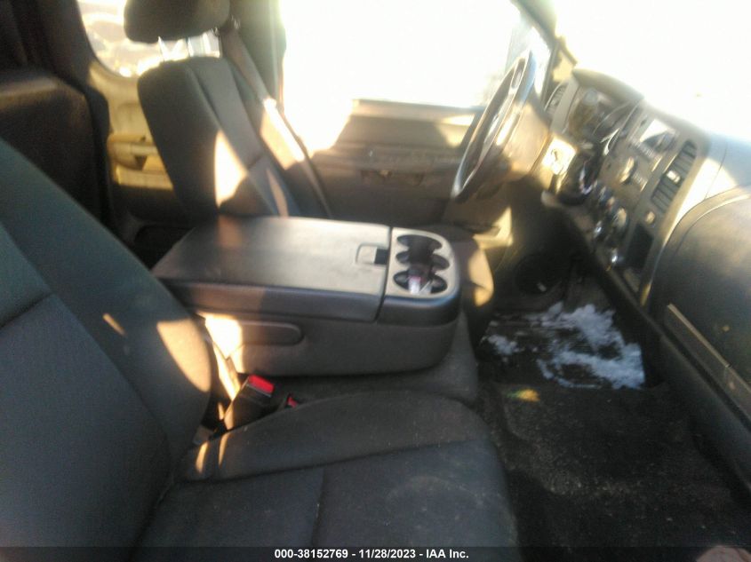 2013 CHEVROLET SILVERADO 2500HD LT - 1GC2KXCG8DZ308670