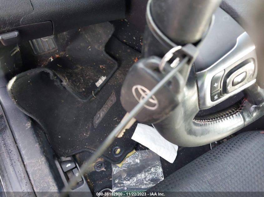 2015 TOYOTA CAMRY SE - 4T1BF1FK8FU051507
