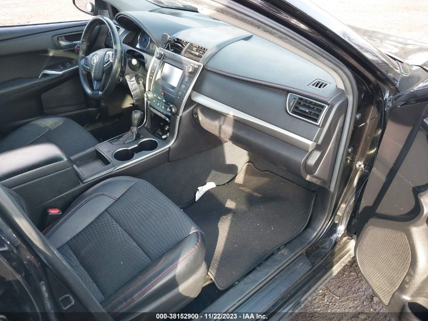 2015 TOYOTA CAMRY SE - 4T1BF1FK8FU051507