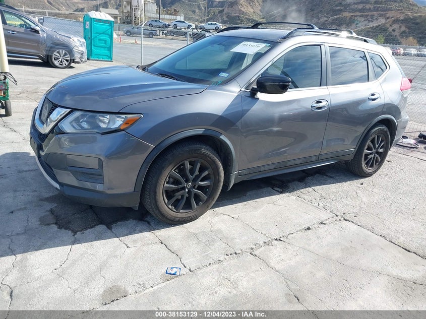 VIN 5N1AT2MT4HC880802 2017 NISSAN ROGUE SV