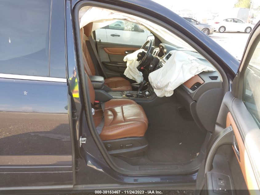 2015 CHEVROLET TRAVERSE LT - 1GNKRHKD0FJ309099