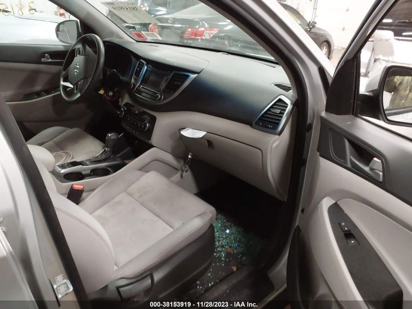 2016 HYUNDAI TUCSON SE - KM8J23A45GU106976