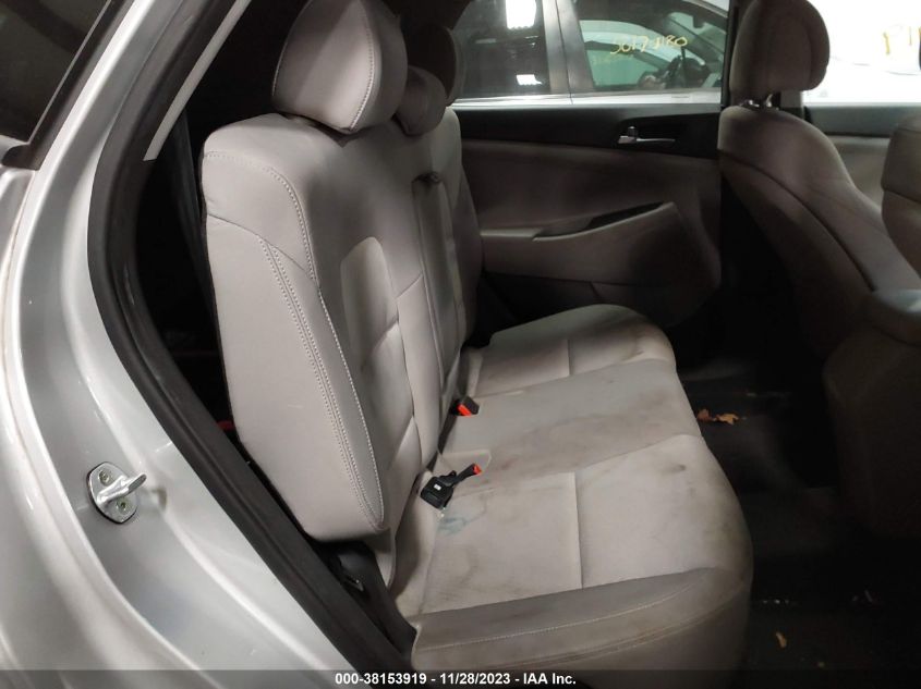 2016 HYUNDAI TUCSON SE - KM8J23A45GU106976