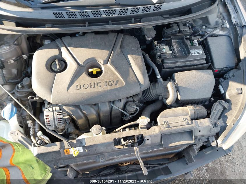 2016 HYUNDAI ELANTRA SE - 5NPDH4AE7GH773296