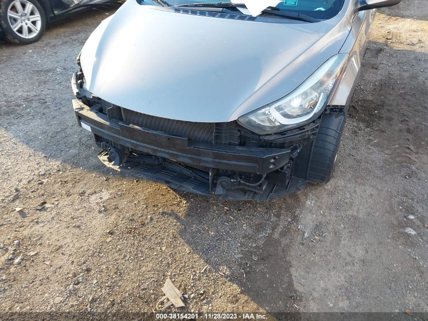2016 HYUNDAI ELANTRA SE - 5NPDH4AE7GH773296