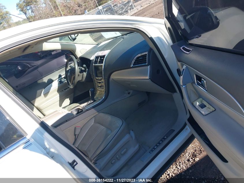2013 LINCOLN MKX - 2LMDJ6JKXDBL09674