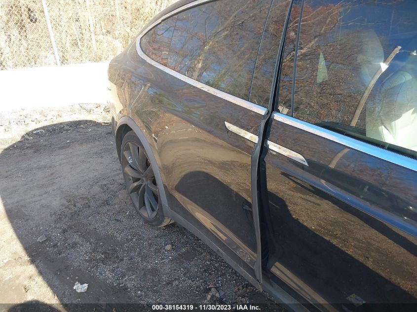 2018 TESLA MODEL X - 5YJXCBE45JF085840