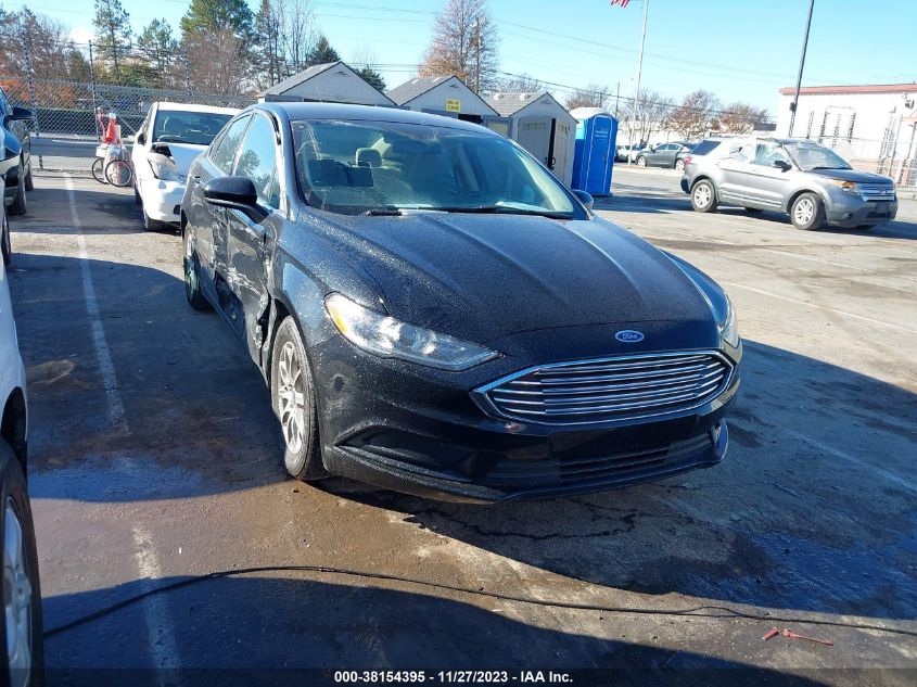 3FA6P0G72HR212067 2017 FORD FUSION, photo no. 1