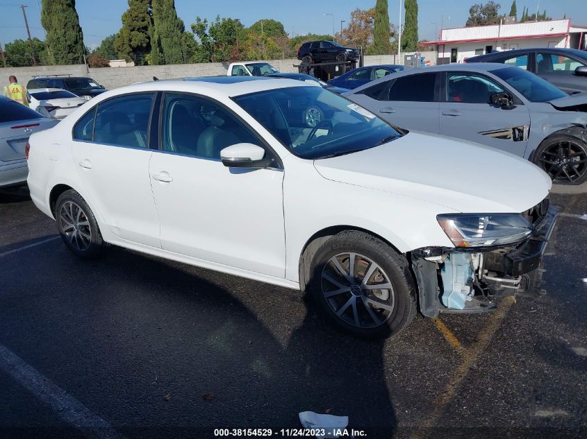 2017 VOLKSWAGEN JETTA 1.4T SE - 3VWDB7AJ5HM329701