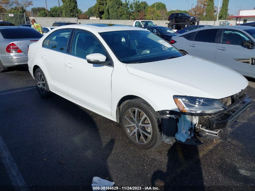 2017 VOLKSWAGEN JETTA 1.4T SE - 3VWDB7AJ5HM329701