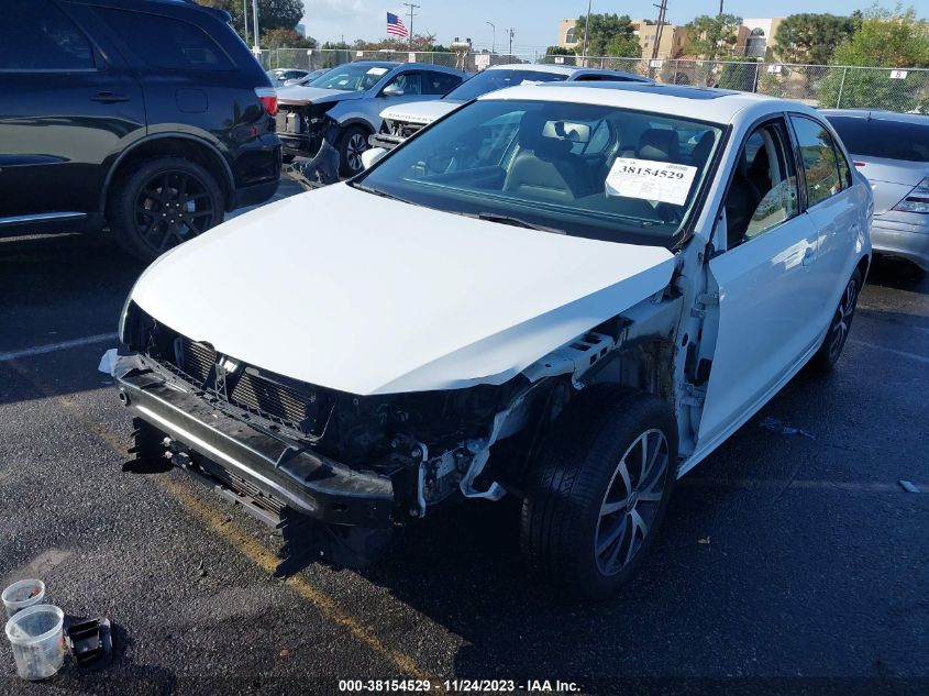 2017 VOLKSWAGEN JETTA 1.4T SE - 3VWDB7AJ5HM329701