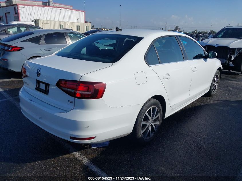 2017 VOLKSWAGEN JETTA 1.4T SE - 3VWDB7AJ5HM329701