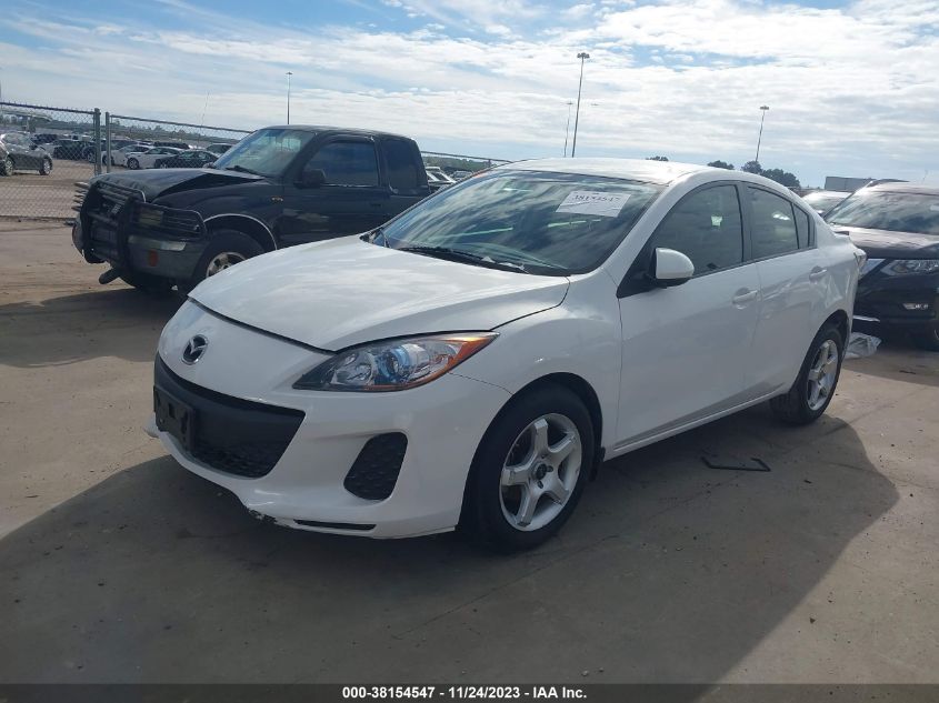 2013 MAZDA MAZDA3 I SPORT - JM1BL1U79D1793876