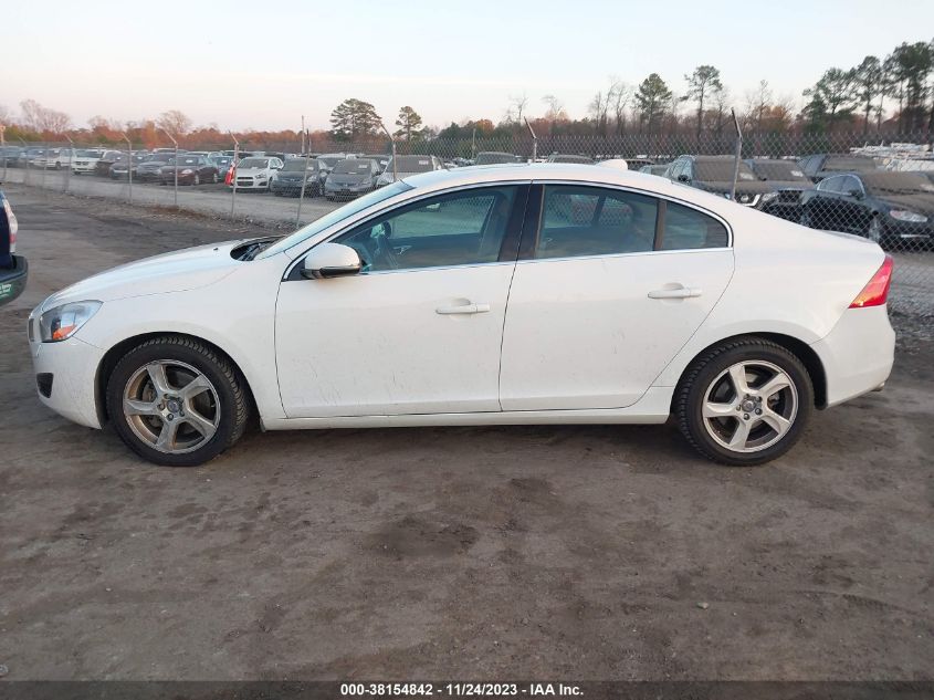 2013 VOLVO S60 T5/T5 PLATINUM - YV1612FS3D2234309