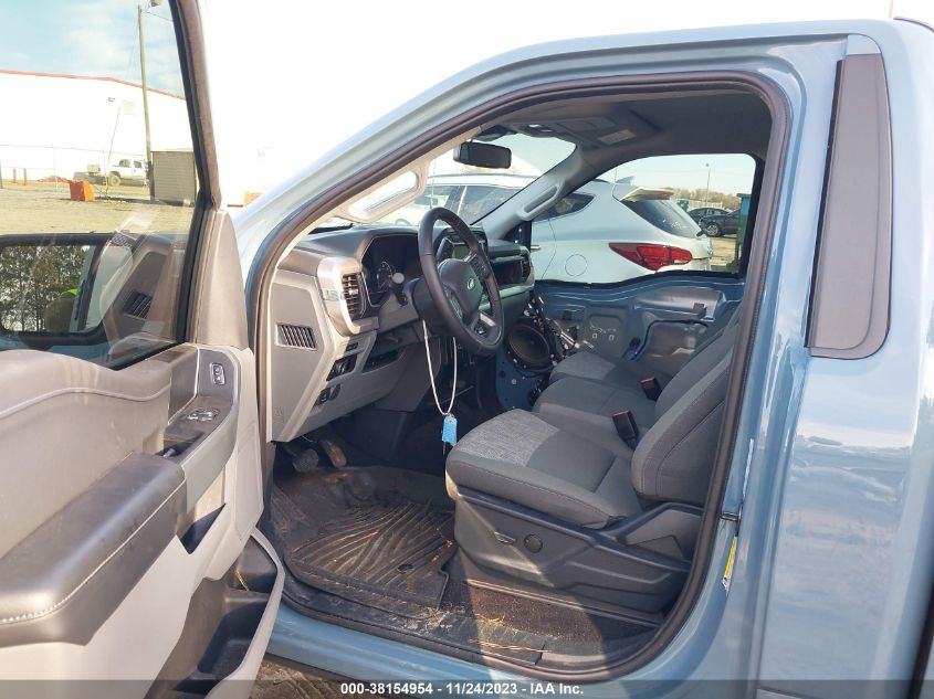 2023 FORD F-150 XLT 1FTMF1C59PKE05690
