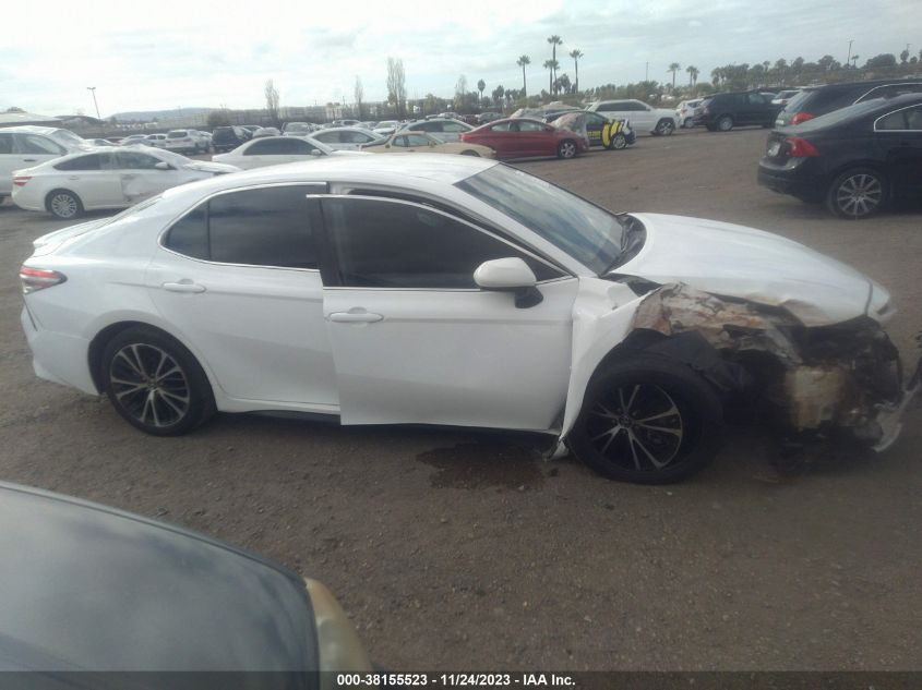 2018 TOYOTA CAMRY L/LE/XLE/SE/XSE - 4T1B11HK7JU604717