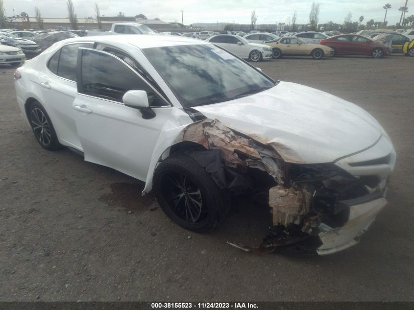 2018 TOYOTA CAMRY L/LE/XLE/SE/XSE - 4T1B11HK7JU604717
