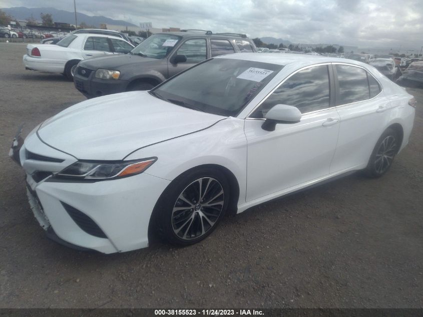 2018 TOYOTA CAMRY L/LE/XLE/SE/XSE - 4T1B11HK7JU604717