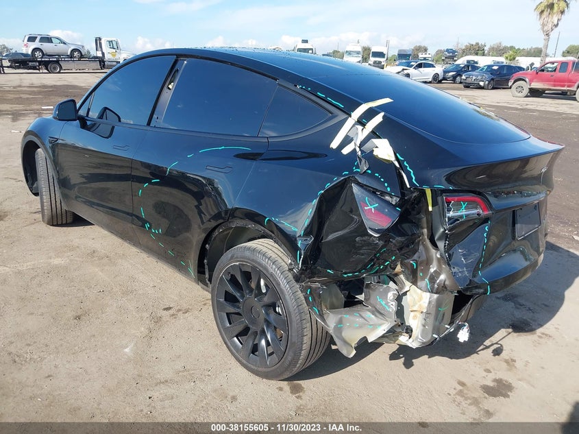 VIN 7SAYGDEE4PA029345 2023 TESLA MODEL Y