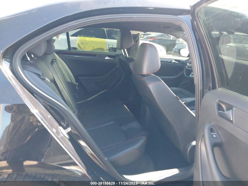2016 VOLKSWAGEN JETTA GLI/SE/SEL - 3VW4S7AJ6GM384964