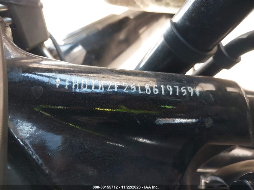 2020 HARLEY-DAVIDSON FLTRK 1HD1KZF25LB619759
