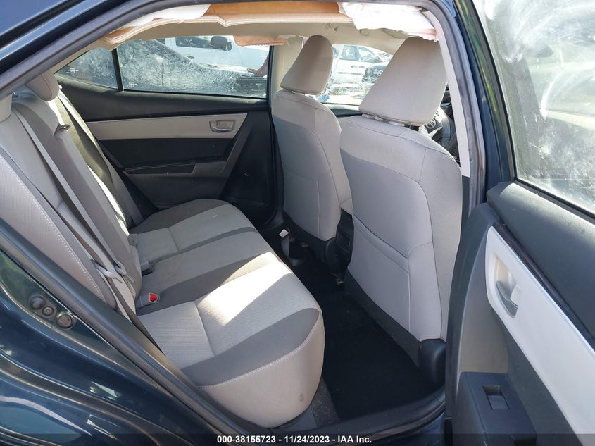 VIN 5YFBURHE4KP882302 2019 TOYOTA COROLLA LE