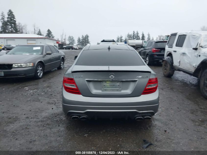 2014 MERCEDES-BENZ C 63 AMG WDDGJ7HB4EG170523