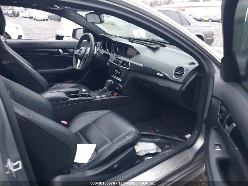 2014 MERCEDES-BENZ C 63 AMG WDDGJ7HB4EG170523