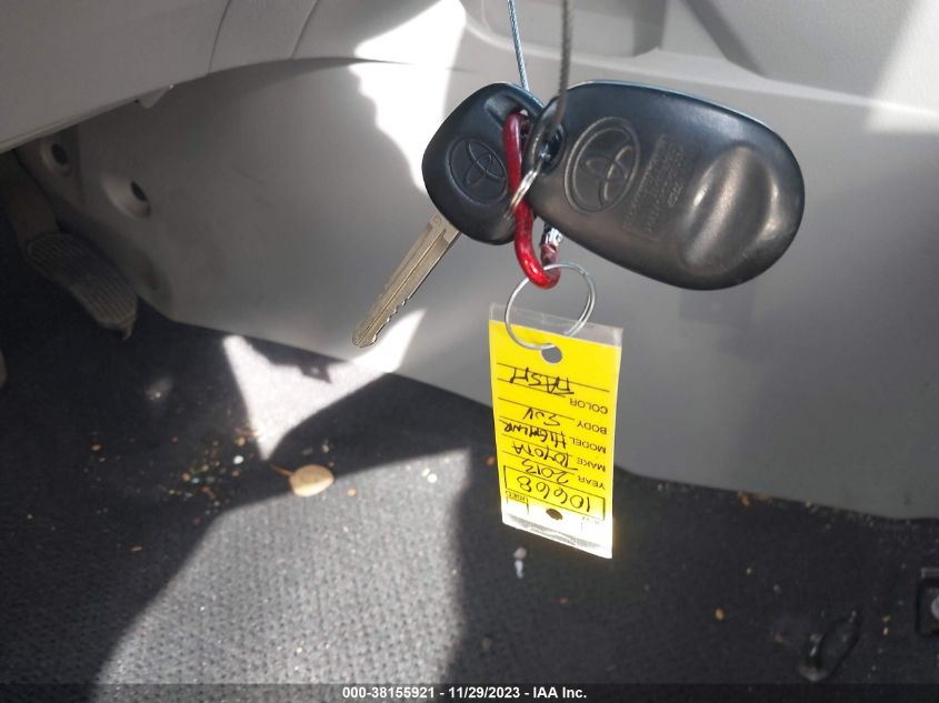 2013 TOYOTA HIGHLANDER PLUS/SE - 5TDBK3EH2DS237207