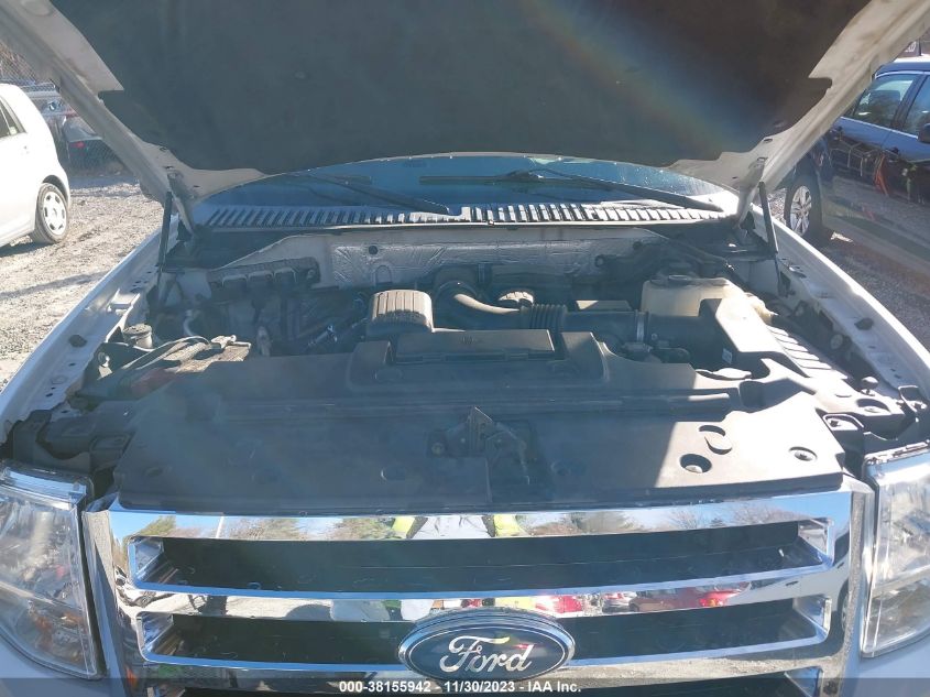 2014 FORD EXPEDITION EL XLT - 1FMJK1J58EEF37560