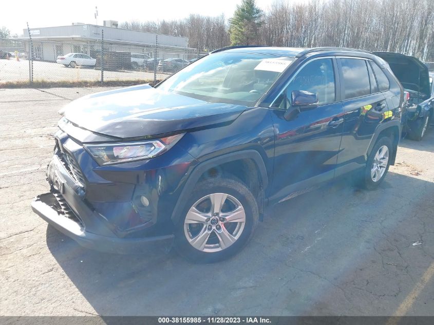 JTMP1RFV6KD031543 Toyota RAV4 XLE 2