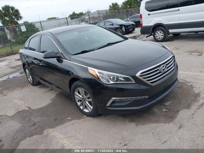 2015 HYUNDAI SONATA SE - 5NPE24AF2FH157261