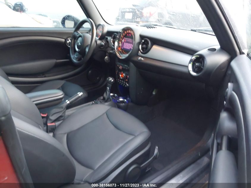 2015 MINI CONVERTIBLE COOPER WMWZN3C57FT862069