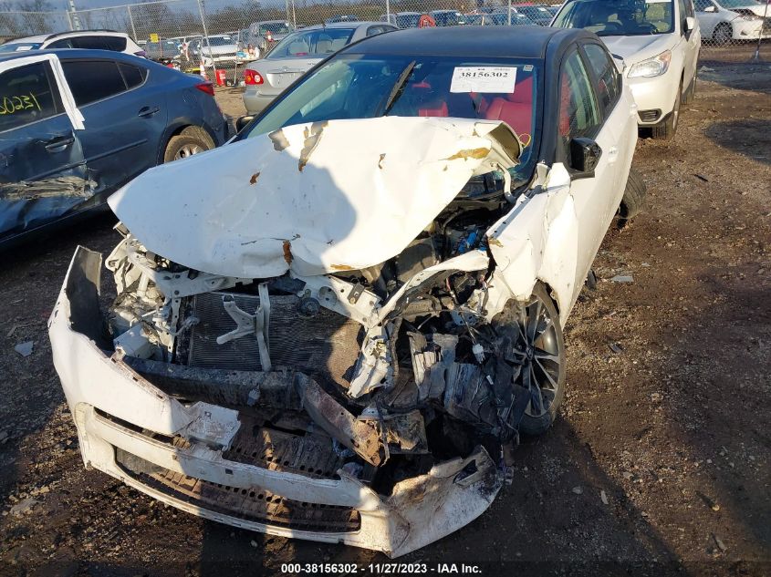 2019 TOYOTA COROLLA SE - 2T1BURHE2KC166160