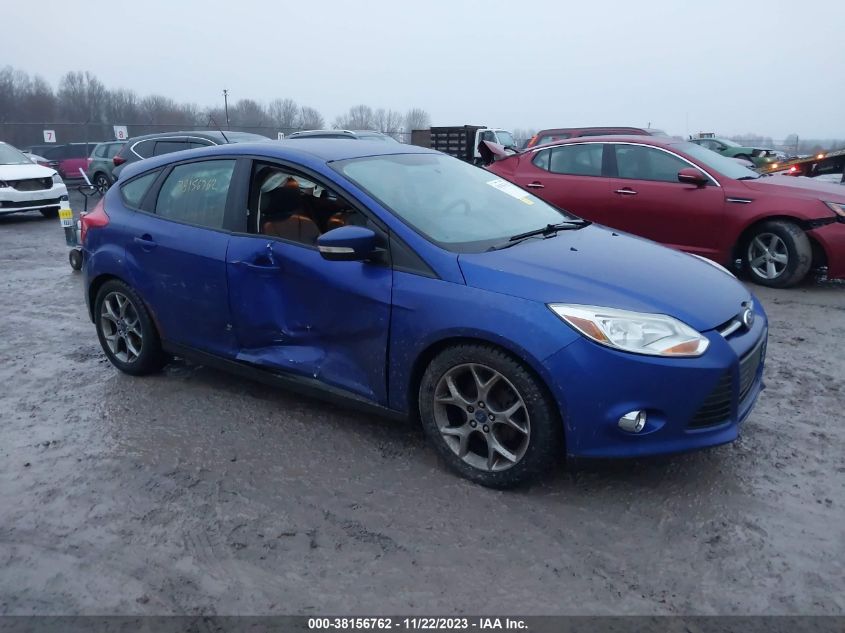 2014 FORD FOCUS SE - 1FADP3K23EL395560