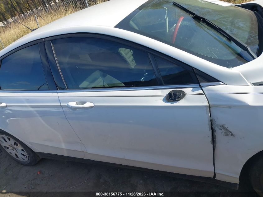 2014 FORD FUSION S - 3FA6P0G75ER119149