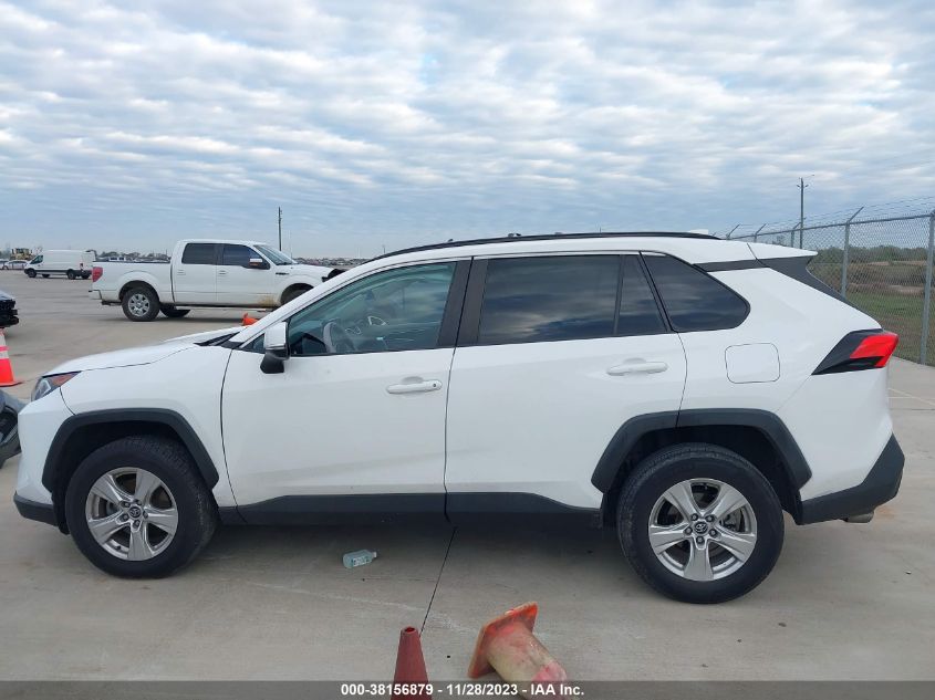 2020 TOYOTA RAV4 XLE - 2T3W1RFV3LC058216