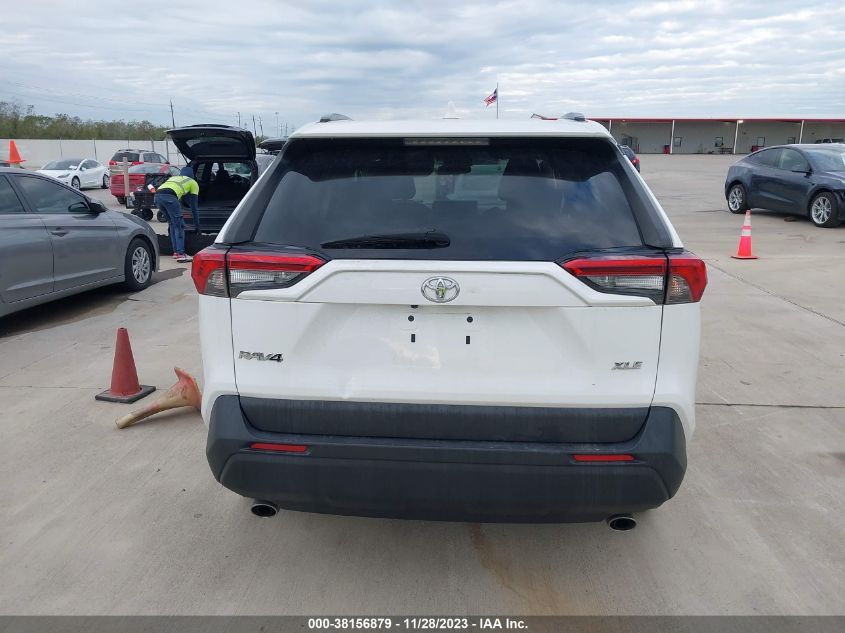 2020 TOYOTA RAV4 XLE - 2T3W1RFV3LC058216