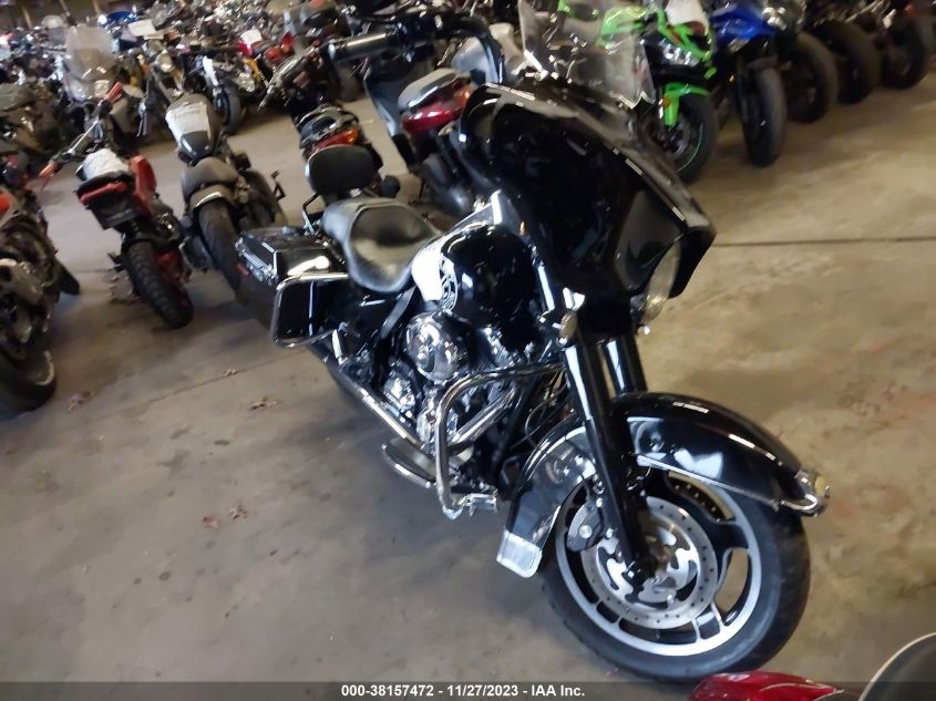 2012 HARLEY-DAVIDSON FLHP POLICE ROAD KING - 1HD1FHM1XCB625095