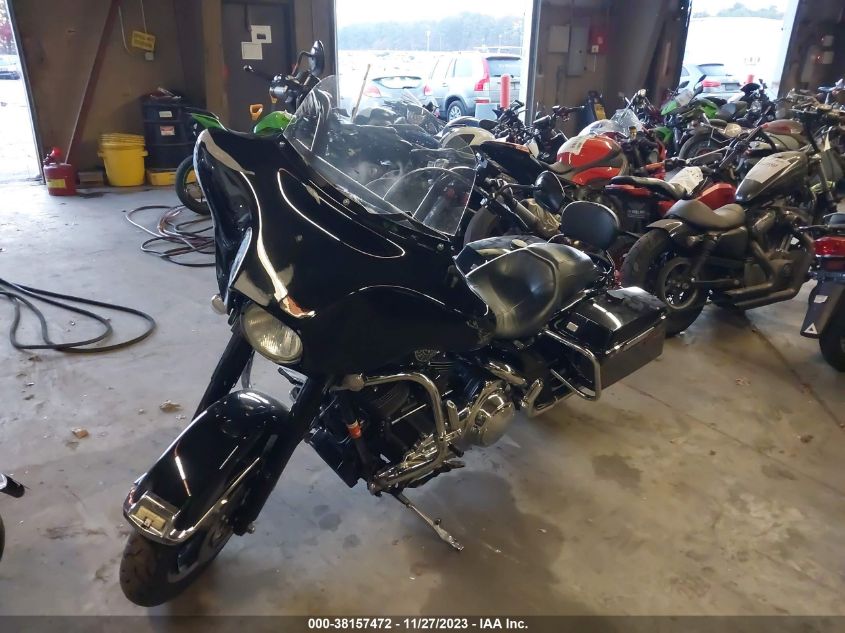 2012 HARLEY-DAVIDSON FLHP POLICE ROAD KING - 1HD1FHM1XCB625095
