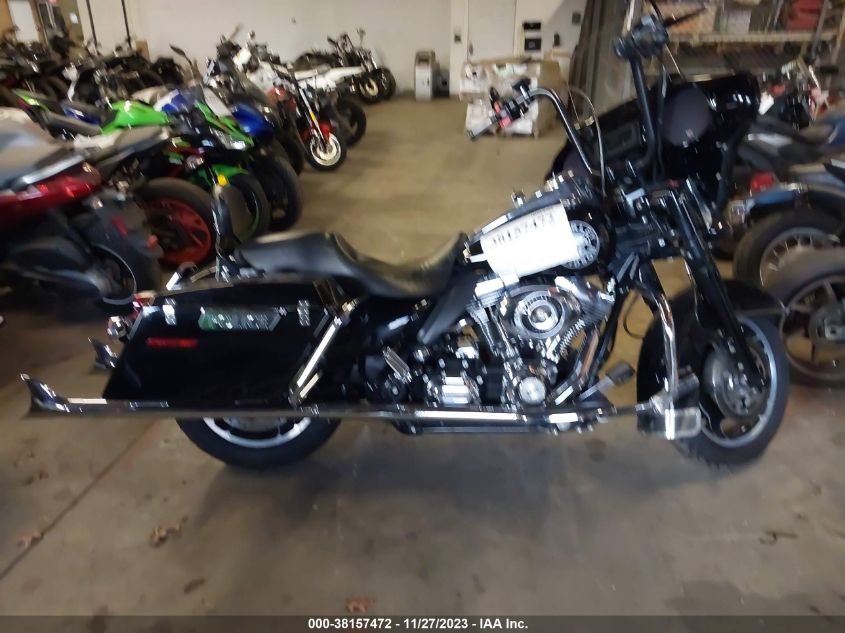 2012 HARLEY-DAVIDSON FLHP POLICE ROAD KING - 1HD1FHM1XCB625095