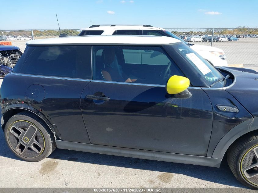 2023 MINI SE HARDTOP COOPER - WMW13DJ09P2T63832