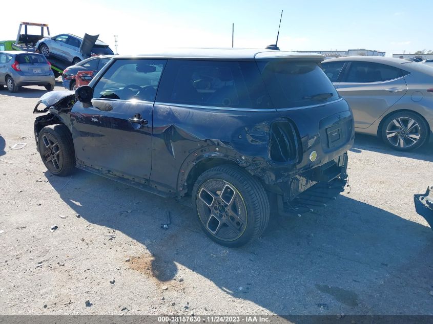 2023 MINI SE HARDTOP COOPER - WMW13DJ09P2T63832