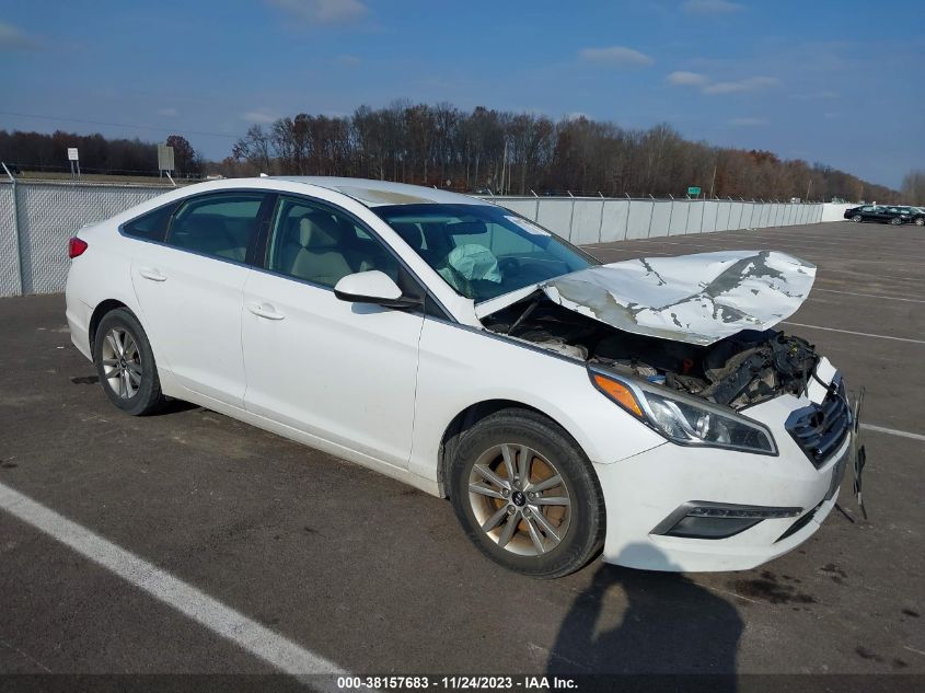 2015 HYUNDAI SONATA SE - 5NPE24AF8FH072604