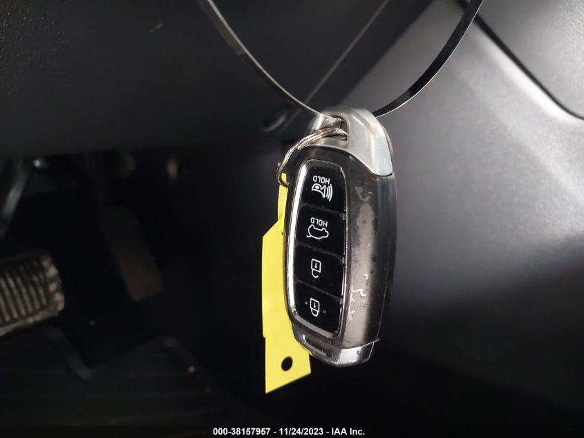 2020 HYUNDAI KONA SEL - KM8K2CAA4LU559989